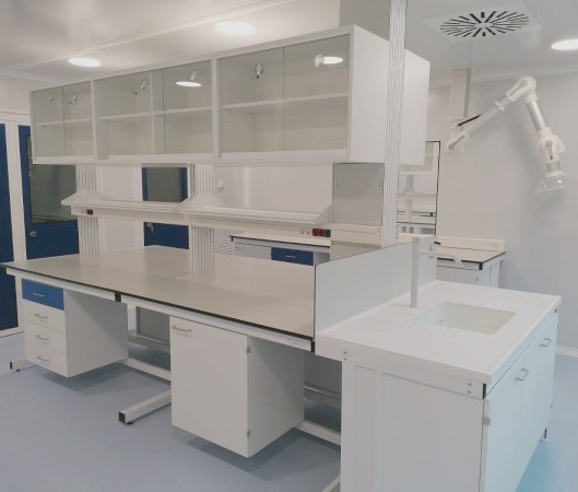 Mesa central microbiología