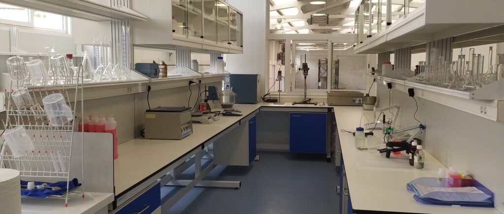 Equipamiento íntegro Colás Marín