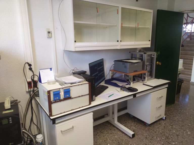 Mueble para laboratorio de radioactividad